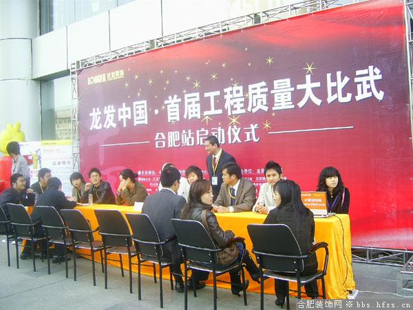 再来看设计团队，大家伙可认识其中一位？
