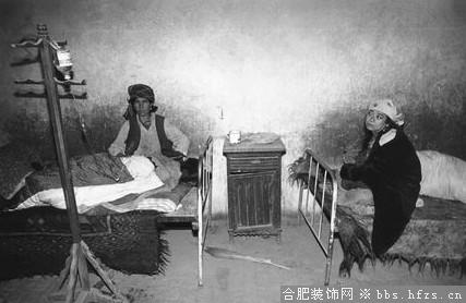 25.新疆皮山县的一个乡卫生院，在这里住院，粮食和被褥都要病人自己带来