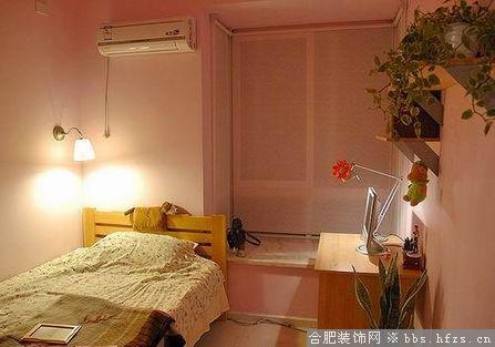 家具全部为原木风格，搭配绿色植物，强调健康环保，温馨、宁静而舒适。